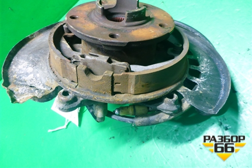 Кулак задний правый (7L0505438B) для Volkswagen Touareg c 2002-2010г (Туарег)