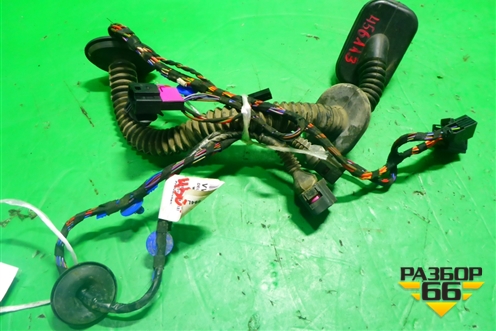 Проводка двери задней правой (7L6971694L) для Volkswagen Touareg c 2002-2010г (Туарег)