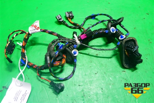 Проводка двери передней правой (7L6971120F) для Volkswagen Touareg c 2002-2010г (Туарег)