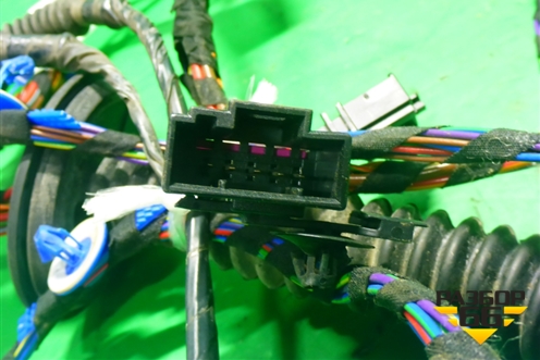 Проводка двери передней правой (7L6971120F) для Volkswagen Touareg c 2002-2010г (Туарег)