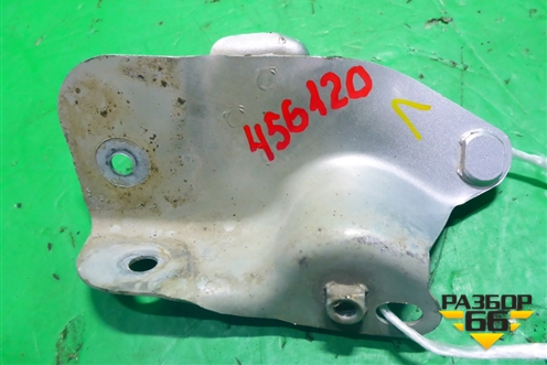 Кронштейн амортизатора капота (левый) (7L6805887A) для Volkswagen Touareg c 2002-2010г (Туарег)