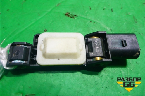 Датчик AIR BAG (7L0909606B) для Volkswagen Touareg c 2002-2010г (Туарег)