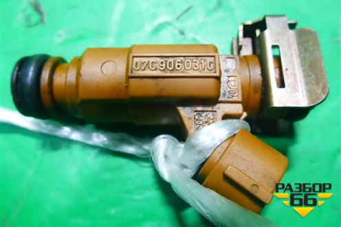 Форсунка инжекторная электрическая (6.0л BJN) (07C906031C) для Volkswagen Touareg c 2002-2010г (Туарег)