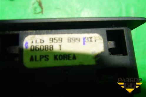 Кнопка (7L6959899) для Volkswagen Touareg c 2002-2010г (Туарег)