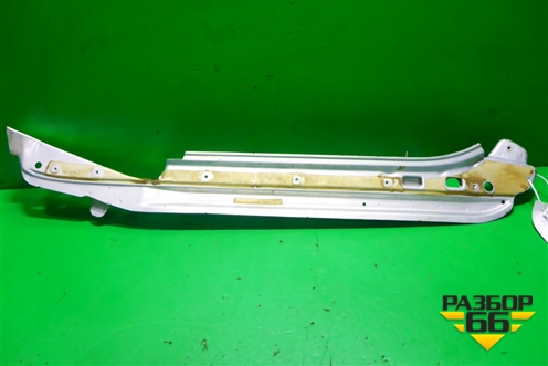 Кронштейн переднего крыла правый (7L6805176D) для Volkswagen Touareg c 2002-2010г (Туарег)