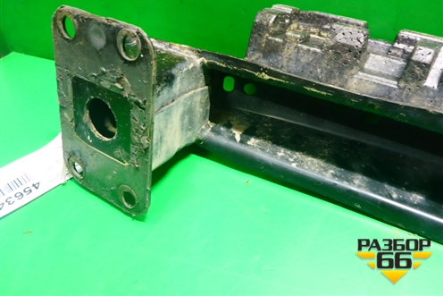 Усилитель заднего бампера для Volkswagen Touareg c 2002-2010г (Туарег)