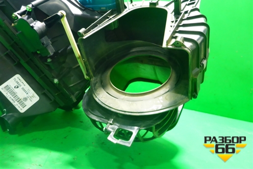 Корпус отопителя (без моторчика) для Volkswagen Touareg c 2002-2010г (Туарег)