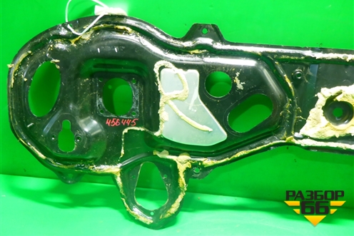 Щит моторный (7L6863911P) для Volkswagen Touareg c 2002-2010г (Туарег)