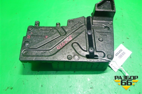 Ящик инструментальный (7L0012112) для Volkswagen Touareg c 2002-2010г (Туарег)