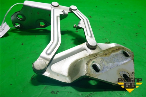 Петля капота левая (7L6823301) для Volkswagen Touareg c 2002-2010г (Туарег)