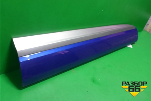 Накладка двери передней правой (4M0853960B) для Audi Q7 c 2015г (Ку 7)