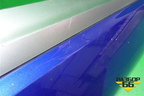 Накладка двери передней правой (4M0853960B) для Audi Q7 c 2015г (Ку 7)