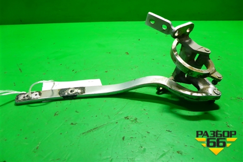 Петля двери багажника (левая) (7L6827301D) для Volkswagen Touareg c 2002-2010г (Туарег)