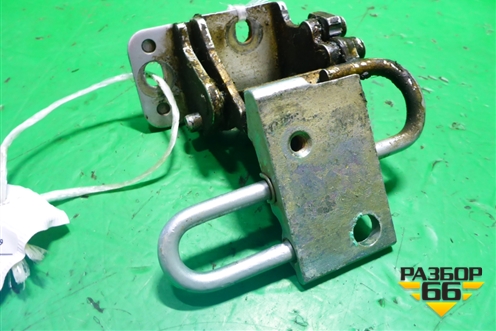 Петля двери задней правой нижняя (7L0833412) для Volkswagen Touareg c 2002-2010г (Туарег)