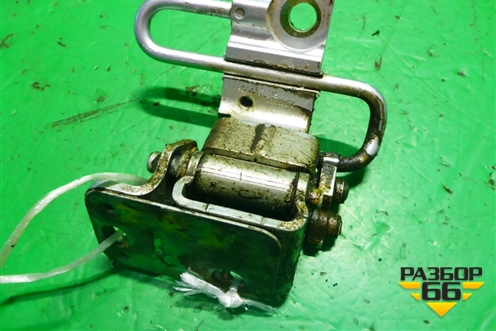 Петля двери задней правой нижняя (7L0833412) для Volkswagen Touareg c 2002-2010г (Туарег)