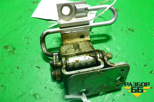 Петля двери задней левой нижняя (7L0833411) для Volkswagen Touareg c 2002-2010г (Туарег)