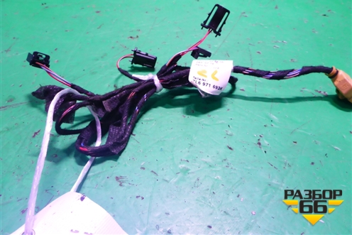 Проводка двери задней левой (на обшивку) (7L6971693K) для Volkswagen Touareg c 2002-2010г (Туарег)