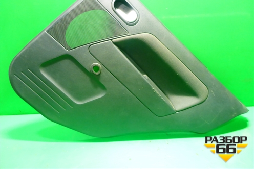 Обшивка двери задней правой под механику (6N11N27406BB) для Ford Fusion с 2002г (Фьюжн)