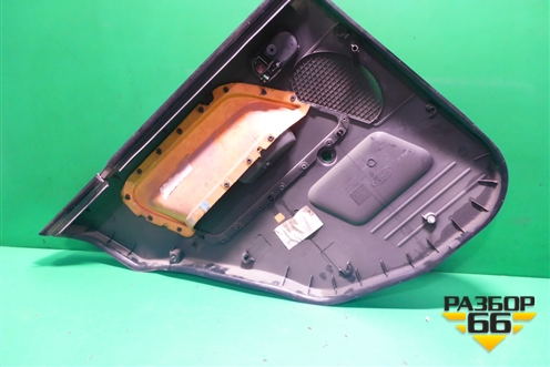 Обшивка двери задней правой под механику (6N11N27406BB) для Ford Fusion с 2002г (Фьюжн)
