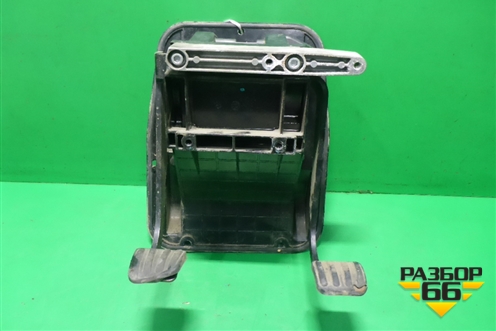 Педальный узел  (МКПП) (504302650) для Iveco Stralis с 2007г (Стралис)