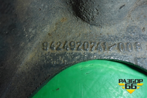 Кронштейн глушителя (основного к раме) (9424920741) для Mercedes Benz TRUCK Axor 2 с 2004г (Аксор)