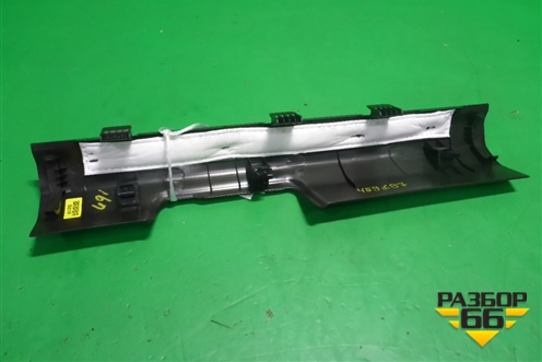 Накладка порога внутренняя переднего правого (новая) (85880S1000SST) для Hyundai Santa Fe с 2018-2024г (Санта Фе)