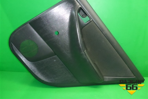 Обшивка двери задней правой под механику (седан) для Toyota Corolla (E12) с 2001-2007г (Королла 120)