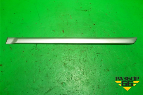 Накладка двери задней левой (7574213170) для Toyota Corolla (E12) с 2001-2007г (Королла 120)