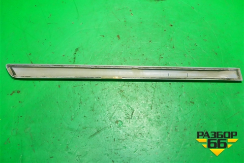 Накладка двери задней левой (7574213170) для Toyota Corolla (E12) с 2001-2007г (Королла 120)