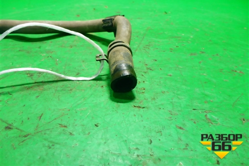 Патрубок системы охлаждения (на расширительный бачок 1.2л BME) для Skoda Fabia с 1999-2007г (Фабия)