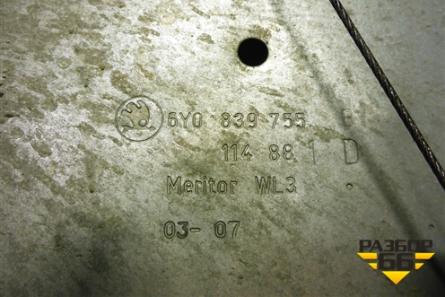 Стеклоподъёмник механический задний левый (хетчбэк) (6Y0839755B) для Skoda Fabia с 1999-2007г (Фабия)