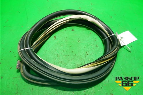 Уплотнитель двери (задней левой на кузов) для Skoda Fabia с 1999-2007г (Фабия)