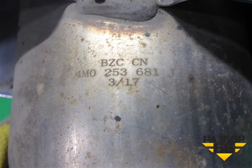 Насадка на глушитель (левая) (4M0253681J) для Audi Q7 c 2015г (Ку 7)