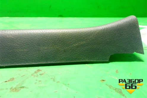 Накладка порога внутренняя переднего левого (6791402260) для Toyota Corolla (E18) с 2012-2019г (Королла 180)