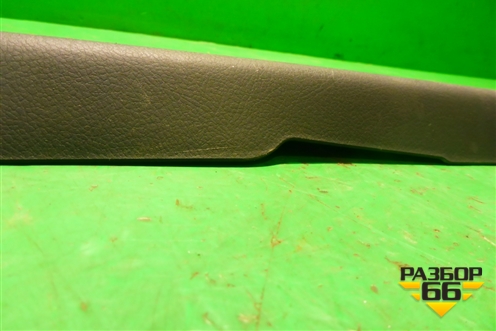 Накладка порога внутренняя переднего левого (6791402260) для Toyota Corolla (E18) с 2012-2019г (Королла 180)