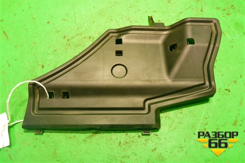 Накладка на торпедо (правая под бардачком) (5560702080) для Toyota Corolla (E18) с 2012-2019г (Королла 180)