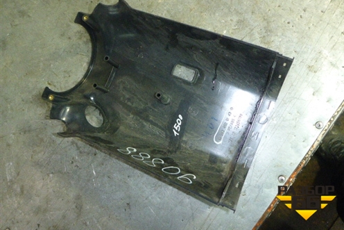 Кожух рулевой колонки  (Нижний) (9434620143) для Mercedes Benz TRUCK Axor 2 с 2004г (Аксор)