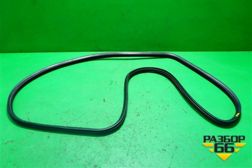 Уплотнитель двери (задней правой, на кузов) для Volvo XC70 с 2000-2006г (ХС70)