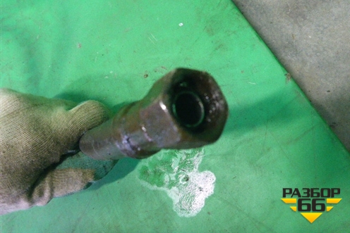 Трубка охлаждения КПП для Mercedes Benz TRUCK Axor 2 с 2004г (Аксор)