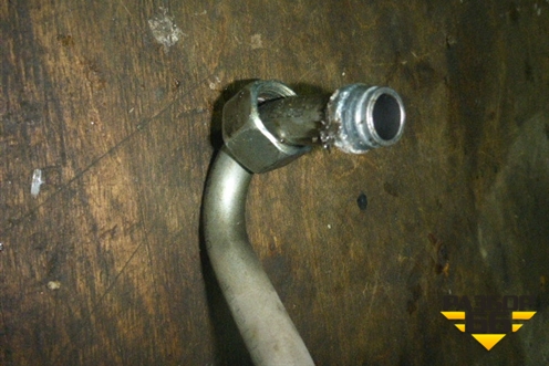 Трубка охлаждения КПП для Mercedes Benz TRUCK Axor 2 с 2004г (Аксор)