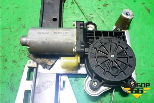 Стеклоподъёмник электрический задний левый для Volvo XC70 с 2000-2006г (ХС70)