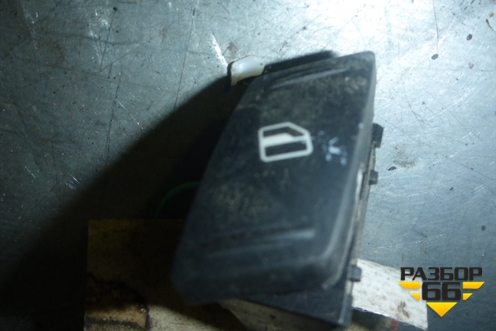 Кнопка стеклоподъёмника задняя левая (1Z0959855) для Skoda Octavia (А5) с 2004-2013г (Октавия)
