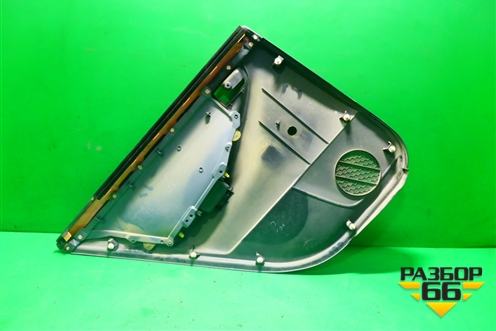 Обшивка двери задней правой под механику (хетчбэк) (677751304) для Toyota Corolla (E12) с 2001-2007г (Королла 120)