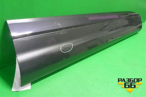 Накладка двери передней правой (4M0853960B) для Audi Q7 c 2015г (Ку 7)