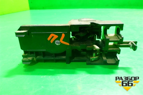 Ручка внутренняя двери передней левой для Toyota Corolla (E12) с 2001-2007г (Королла 120)