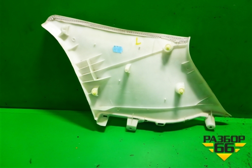 Обшивка стойки задняя верхняя левая (хетчбэк) (6247202130) для Toyota Corolla (E12) с 2001-2007г (Королла 120)