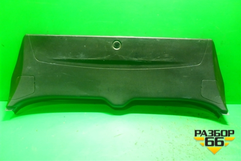 Обшивка двери багажника (верхней) (7224A019) для Peugeot 4007 с 2008г