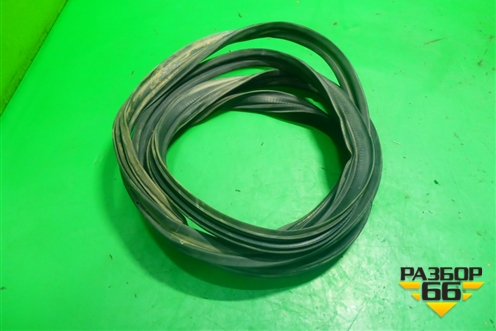 Уплотнитель багажника для Peugeot 4007 с 2008г