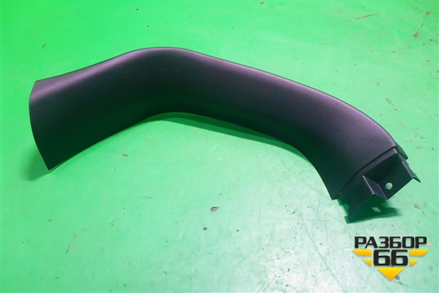 Обшивка двери багажника (верхняя правая) (7224A018) для Peugeot 4007 с 2008г