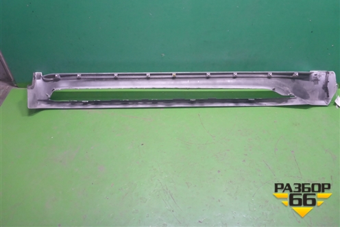 Накладка на порог наружная левая на подножку (5177460230) для Lexus LX-570 с 2015г (ЛХ)